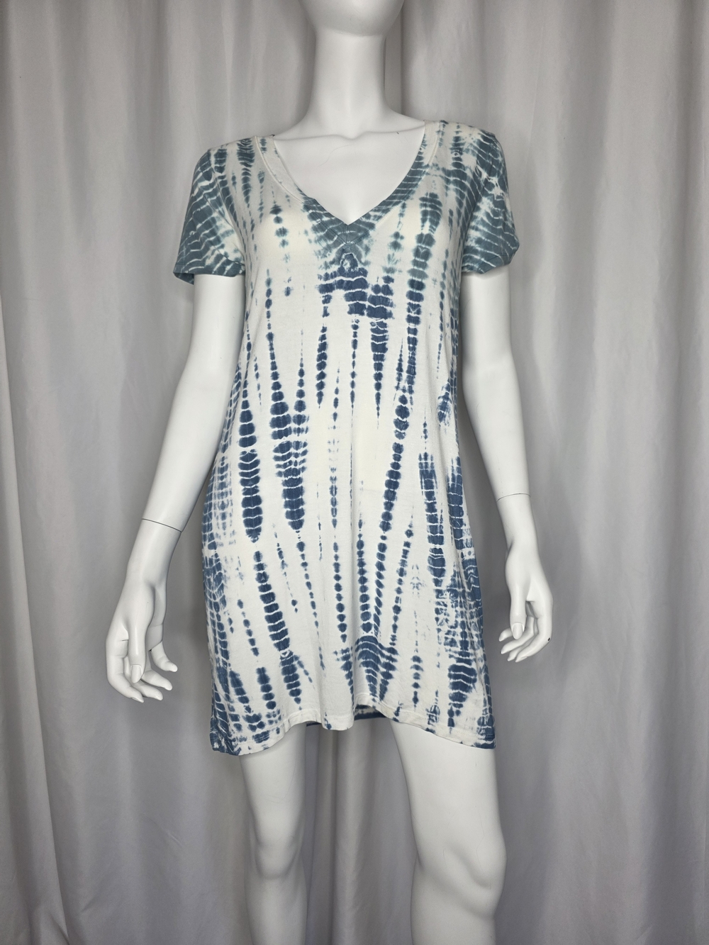 Gyspsy05 Blue Tie-Dye V-Neck Short Sleeve Dress